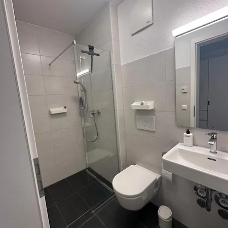 Schoene 1 In * Stuttgart